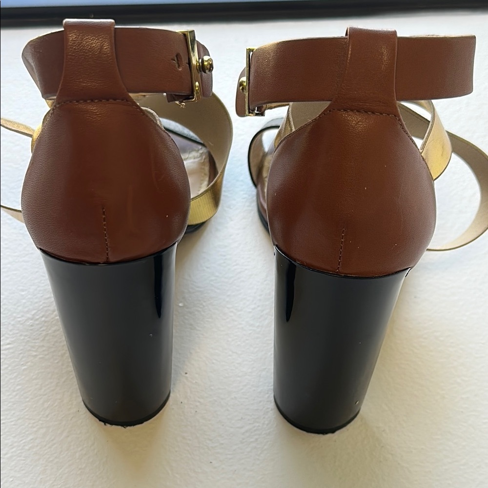 French Connection Sz 8.5 Metallic Gold and Black Heels Strappy Sandals • RARE💋 - Picture 7 of 8
